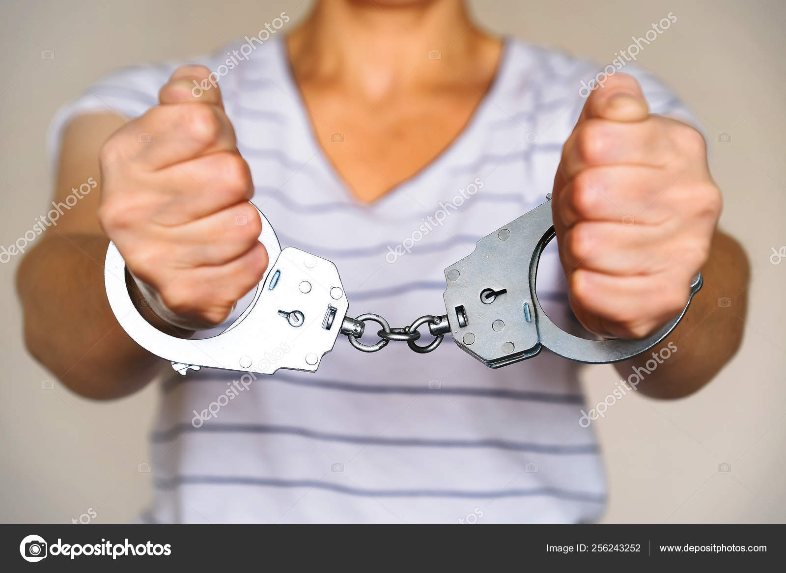 Сбруя и наручники Crazy Handmade купить со скидкой в секс шопе  Фетиш и BDSM  Наручники, фиксаторы, кандалы