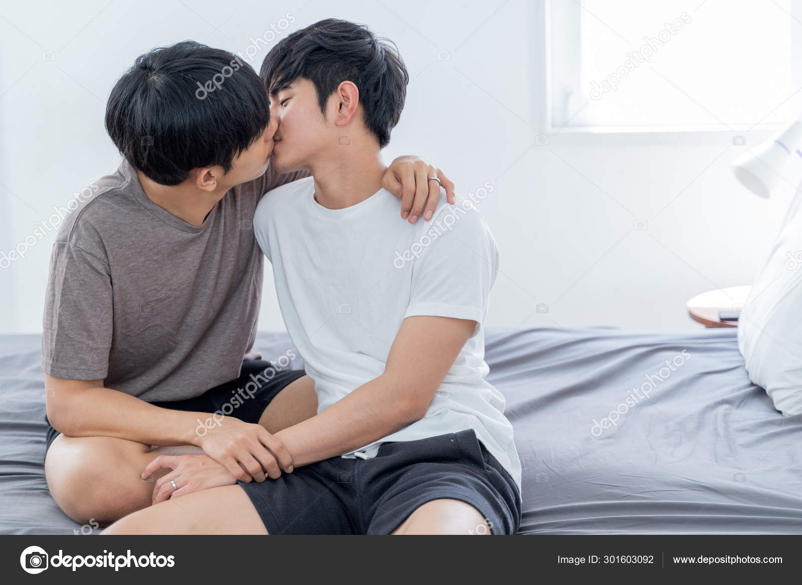 Секс с молодыми азиатскими лесбиянками