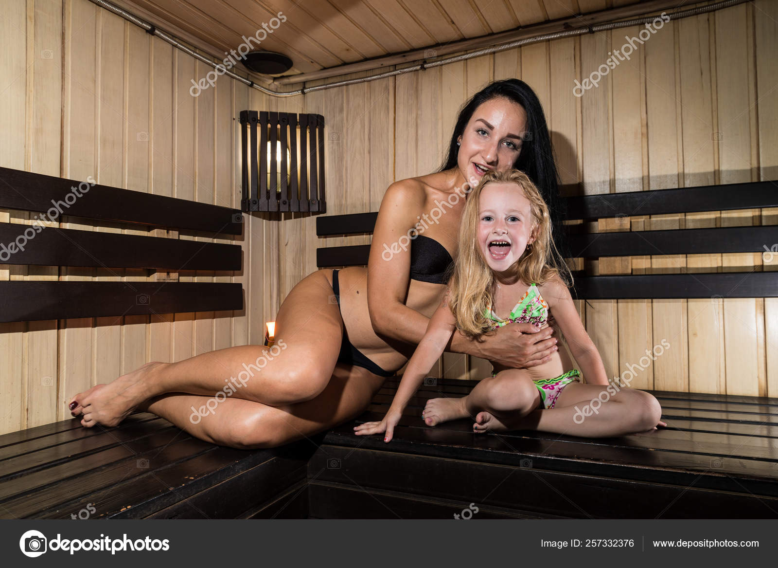 мама и дочки голыми в бане фото 56