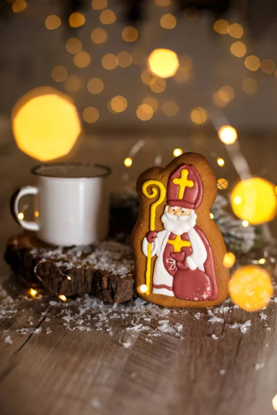 Holiday Traditional Food Bakery Gingerbread Catholic Preacher Cozy Decoration Garland — Stock Photo, Image