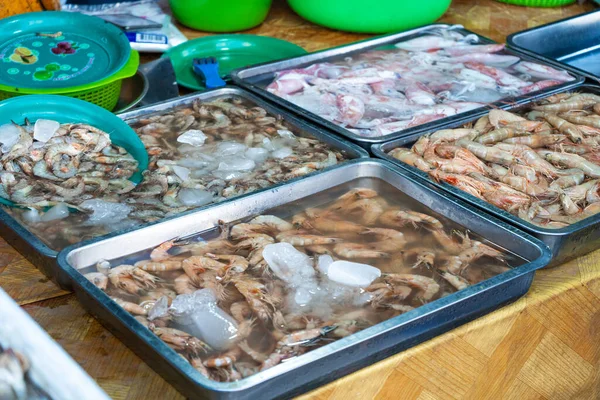 Frutos Mar Frescos Balcão Mercado Peixe Junto Oceano — Fotografia de Stock