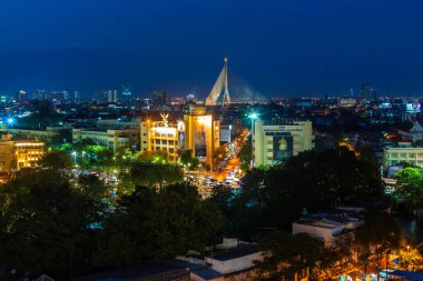 Bangkok 'ta gece manzarası renklidir..