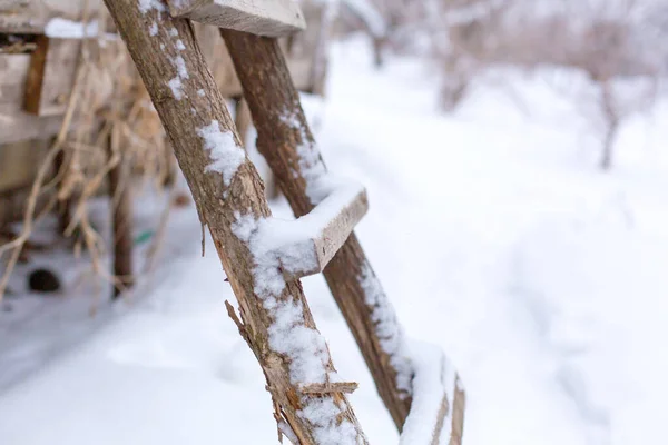 Tél Fából Készült Lépcső Utcán Borítja — Stock Fotó