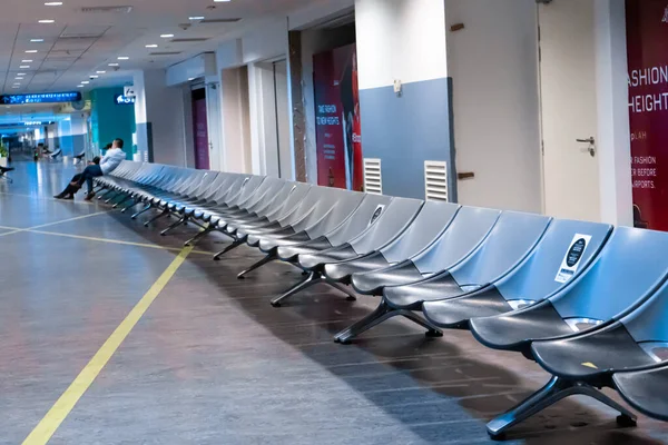 Empty International Airport Building Pandemic Empty Seat Rows Airport Lounge — Stock Photo, Image