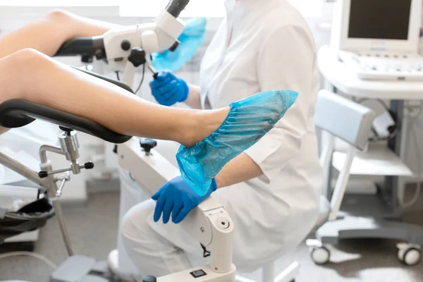 Gynecologist Examined Patient Who Sitting Gynecological Chair Examination Gynecologist Female — Stock Photo, Image