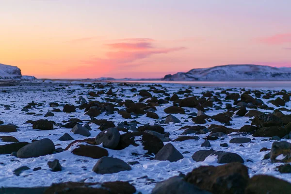 Pole Zamrzlé Lávy Zarostlé Mechem Úpatí Hory Islandu Zimě Zimní — Stock fotografie