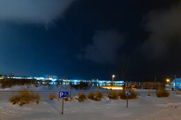 Nachtbild Vom Strand Der Stadt Reykjavik Uferlichter — Stockfoto