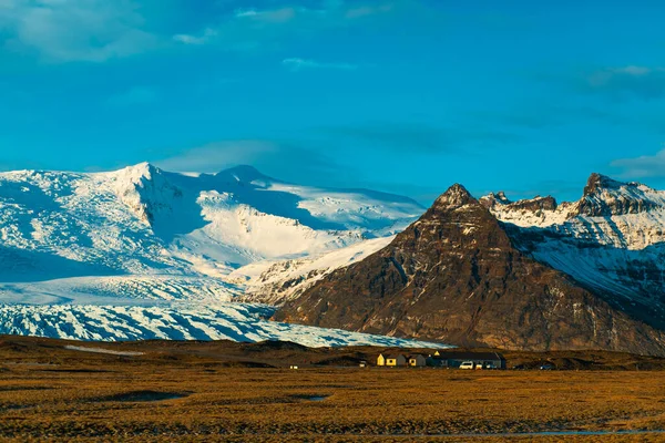 Increíbles Paisajes Islandeses Montañas Nevadas Glaciares Puesta Sol —  Fotos de Stock