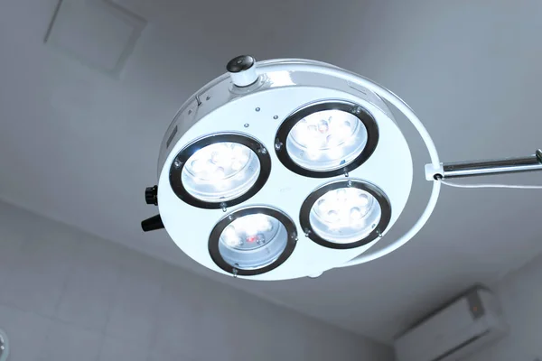 Lámpara Quirúrgica Alta Potencia Sala Operaciones —  Fotos de Stock