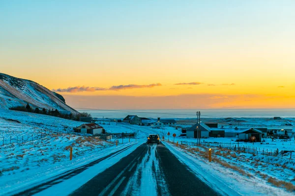 Paisagem Inverno Deslumbrante Islândia Vista Estrada Beleza Incomum Natureza — Fotografia de Stock