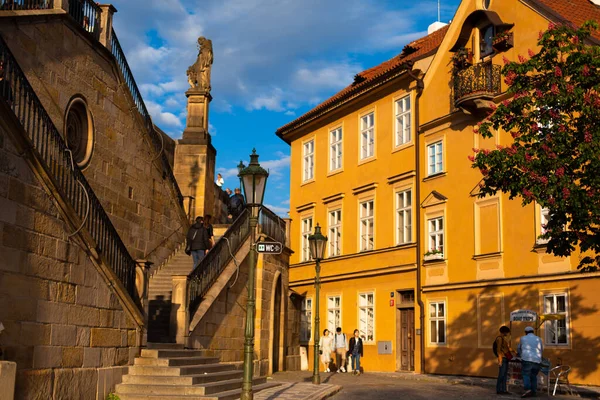 Staircase Carlos Bridge Скульптура Луитгарда Прага Чехия 2019 — стоковое фото