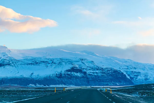 Дивовижний Зимовий Краєвид Ісландії Вид Дороги Незвичайна Краса Природи — стокове фото