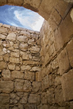 Ein Avdat - Unesco Dünya Mirası sit alanı, Negev Çölü, İsrail, Ein Avdat Milli Parkı, harabelerde parçaları Negev Çölü, İsrail. Erken Roma dönemi ve Hellenistik dönem Mısır'dan rota ticaret Nabatean tütsü yolu boyunca bir istasyonu olarak 