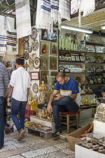 Jerusalem Israel May 2018 Retailer His Shop Market Street Ancient — Stock Photo, Image