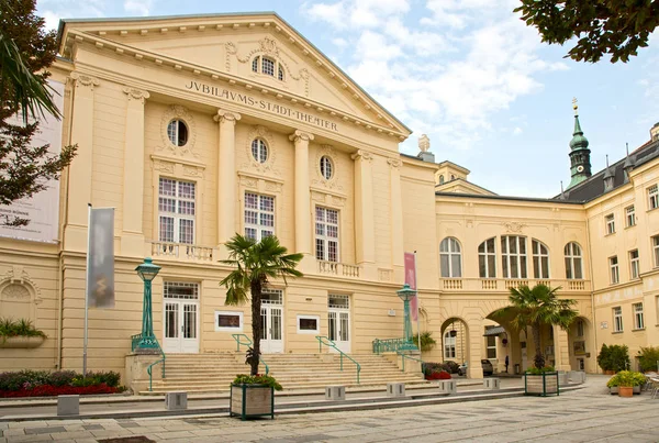 Baden Bei Wien Österrike Stadens Kommunala Teater Teatertorget Staden Baden — Stockfoto