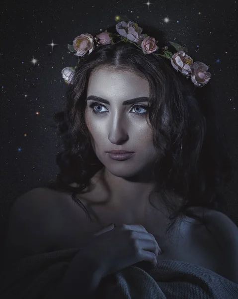 Fantastic Universe Young Woman Floral Crown — Stock Photo, Image