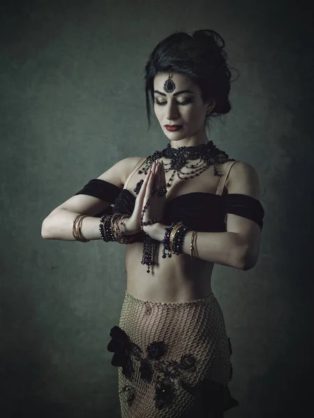 Etno Styl Ženský Portrét Orientální Bijou Bellydancer — Stock fotografie