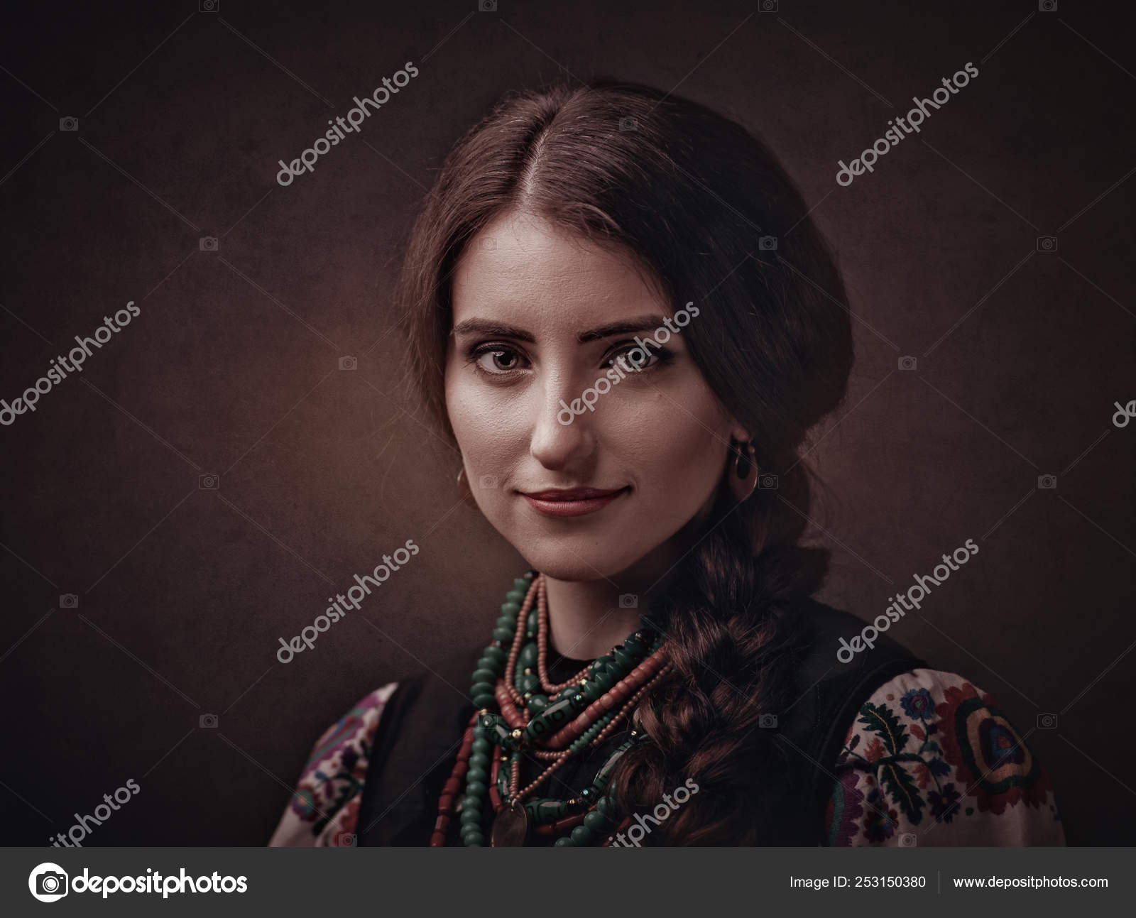 https://st4.depositphotos.com/1000123/25315/i/1600/depositphotos_253150380-stock-photo-beauty-female-portrait-ethnic-ukrainian.jpg