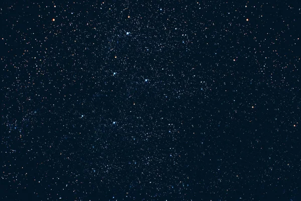 Arka plan gece gökyüzünde yıldızlar ve ay ile — Stok fotoğraf