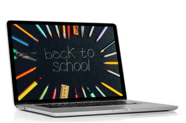 modern dizüstü bilgisayar beyaz arkaplanda izole edildi