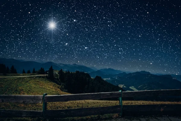 Luna Brilla Sobre Pesebre Navidad Jesucristo — Foto de Stock