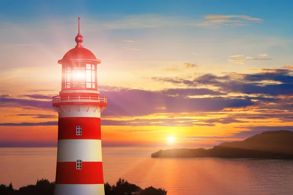 Deniz Feneri Işık Güzel Romantik Günbatımı Manzaralı Yaz Görünümünü Deniz — Stok fotoğraf