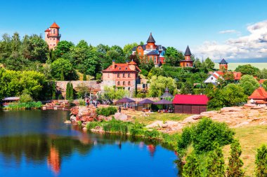 Doğal yaz görünümü Peyzaj Park Buky veya Buki Kiev Region, Ukrayna