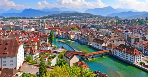 Lucerne Sviçre Old Town Ortaçağ Mimarisinin Doğal Yaz Hava Panorama — Stok video