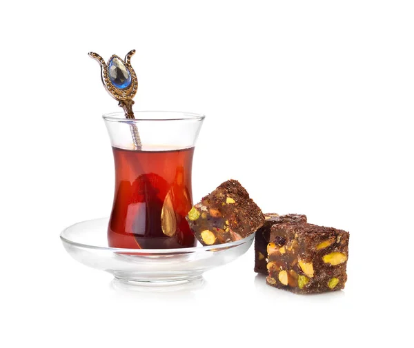 Traditionella Marmeladkonfekt Rahat Lokum Med Glas Vit Bakgrund — Stockfoto
