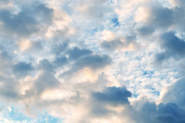 Cielo y nubes — Foto de Stock