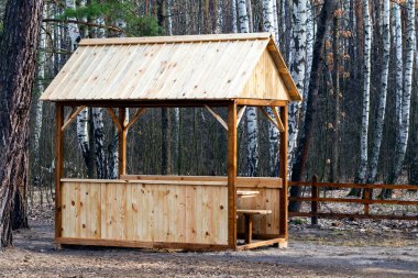 Yazlık ve ağaçlar