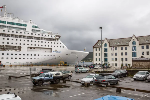 オーレスン ノルウェー 2014 クルーズ船のノルウェーの都市ポートで — ストック写真