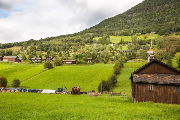 Norveç Kırsal Yer Ile Manzara — Stok fotoğraf