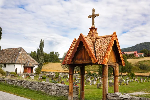 Heddal Norge Augusti 2014 Old Cemetery Norska Nära Den Gamla — Stockfoto