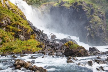 Latefossen, Norveç'te en büyük şelaleler parçası.