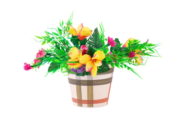 彩色织物鲜花插在花瓶里孤立在白色背景上 — 图库照片