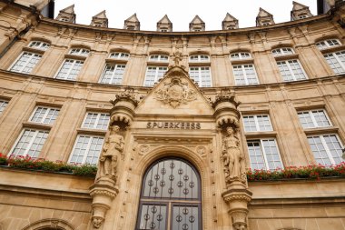 Spuerkees, Lüksemburg'daki Devlet Yatırım Bankası Genel Müdürlük. 