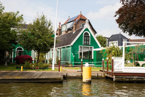 Casas Holandesas Tradicionales Auténticas Canal —  Fotos de Stock