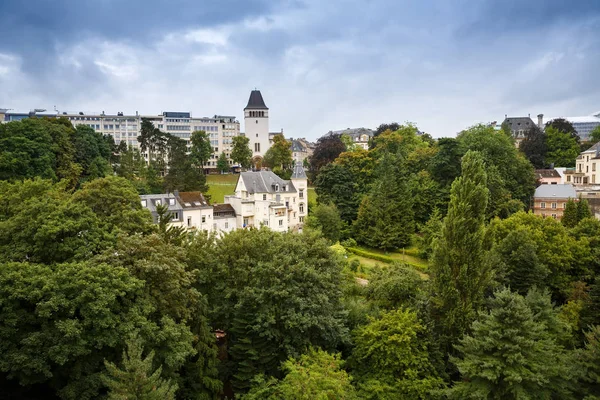 Den Heliga Hjärtas Kyrka Och Park Staden Luxemburg — Stockfoto