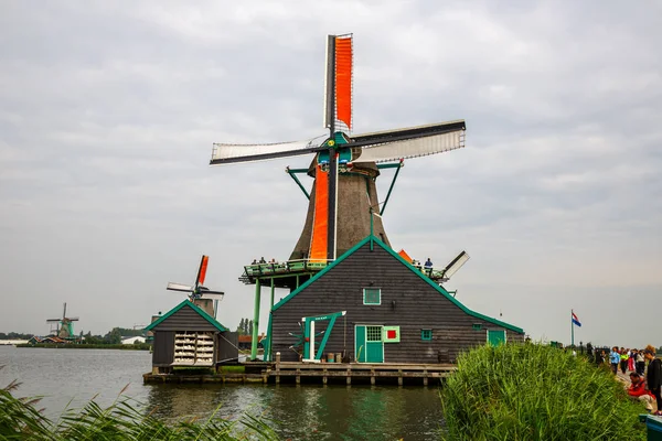 Zaanse Schans Netherlands August 2015 Traditional Authentic Dutch Windmills River — Stock Photo, Image