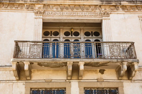 Ancien Bâtiment Avec Beaux Ornements Limassol Chypre — Photo