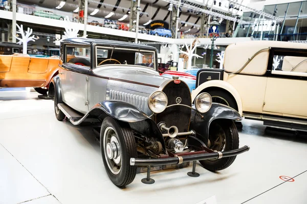Bruxelles Belgio Agosto 2015 Autoworld Museum Vecchia Collezione Automobili Che — Foto Stock