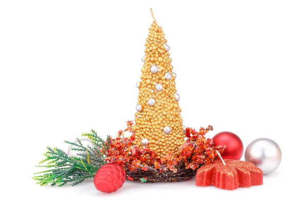 Kerst Kaarsen Ballen Decoratie Met Rode Stenen Geïsoleerd Witte Achtergrond — Stockfoto