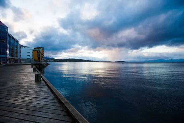 Paysage Avec Mer Nuages Dans Nuit Jour Polaire Harstad Norvège — Photo