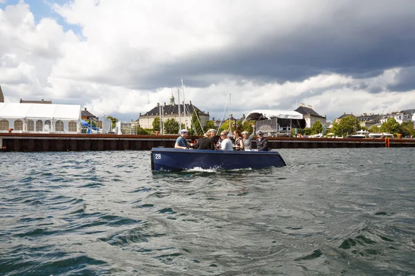 Kopenhagen Dänemark August 2017 Leute Die Spaß Mit Alkohol Auf — Stockfoto