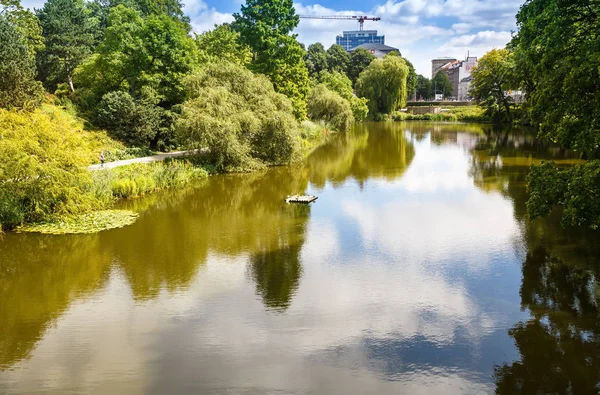 Hamburg Tyskland Augusti 2016 Utsikt Över Parken Planten Blomen Den — Stockfoto