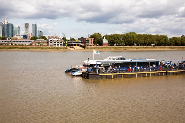 London August 2019 Canary Wharf Finanzdistrikt Ansicht Von Greenwich Touristenboot — Stockfoto