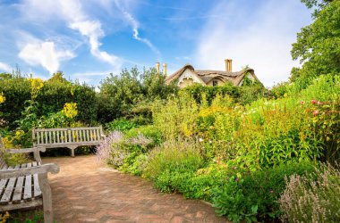 Londra, İngiltere - 24 Ağustos 2019 - Thatched Hanedanı kraliyet konutu Pembroke Lodge, Richmond Park.