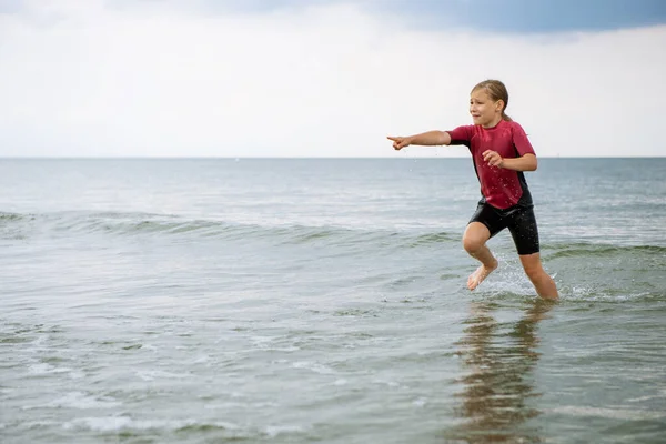 Cute Happy Teen Child Girl Running Having Fun Water Baltic — Stock Photo, Image