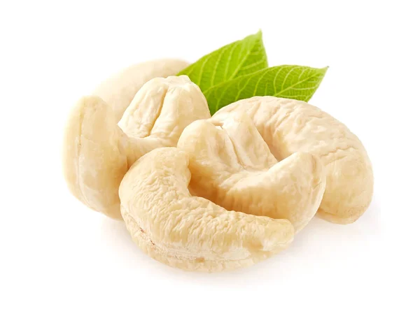 Cashew nuts with leaves in closeup — Stock Photo, Image